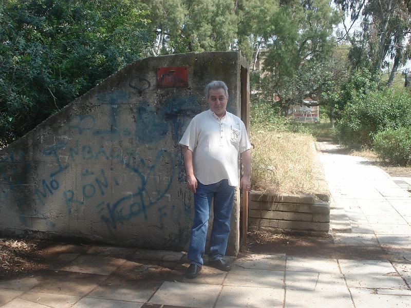 K. Haiim 05 - the old bomb shelter